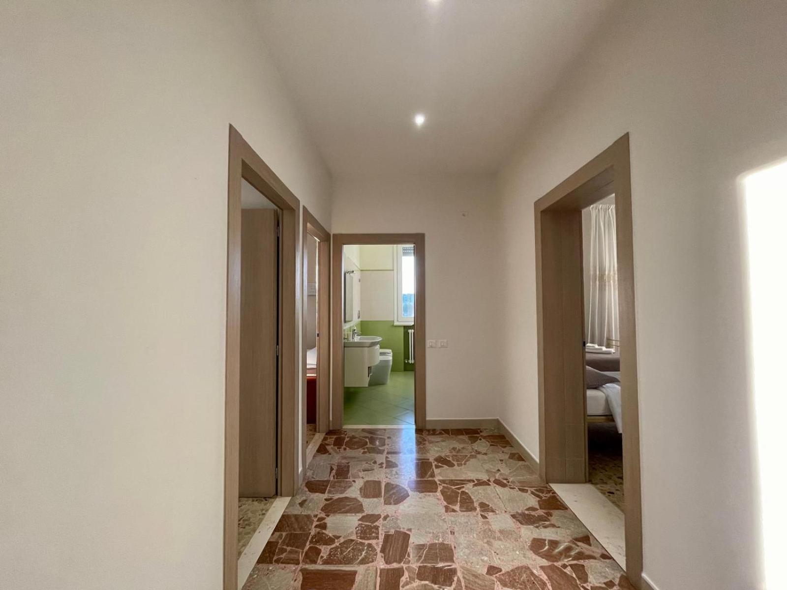 A Casa Di Mima Apartment Civitanova Marche Bagian luar foto